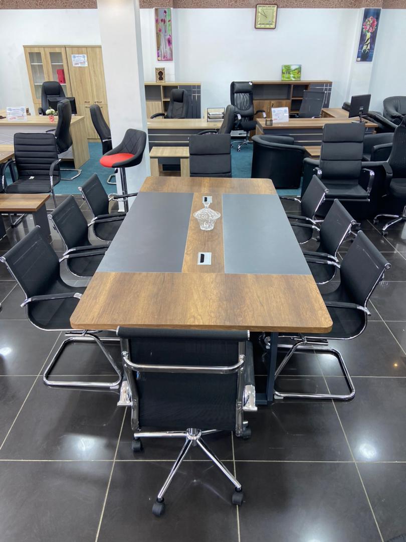 Table de réunion